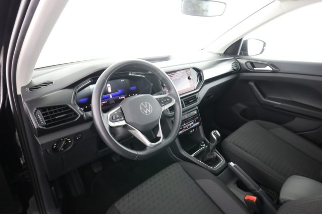 VOLKSWAGEN T-Cross usata 1