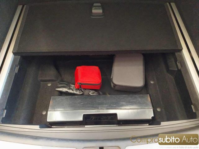 PORSCHE Macan usata 38