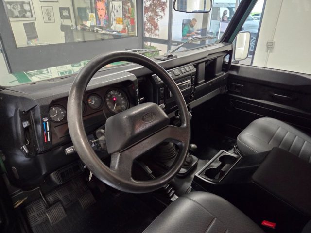 LAND ROVER Defender usata, con Interni in pelle