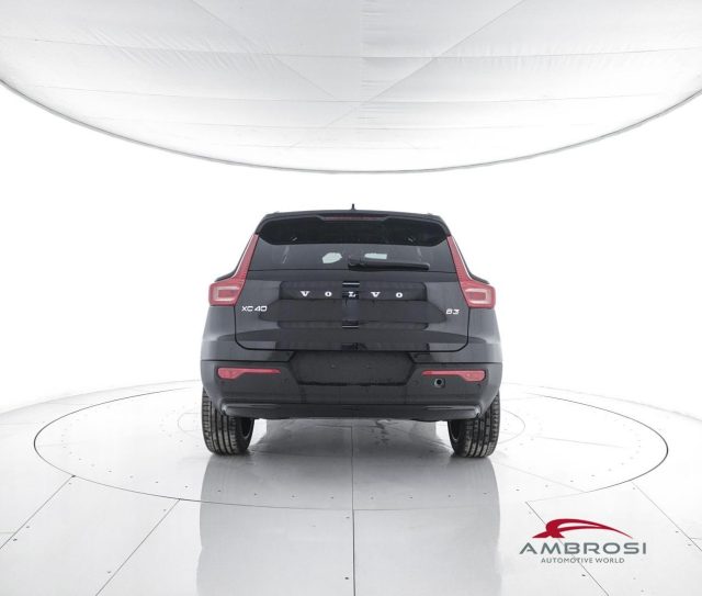 VOLVO XC40 usata 5