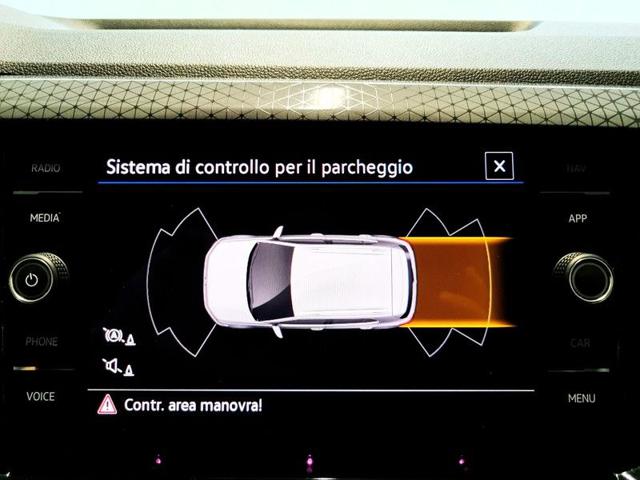 VOLKSWAGEN T-Cross usata, con Adatto a portatori di handicap