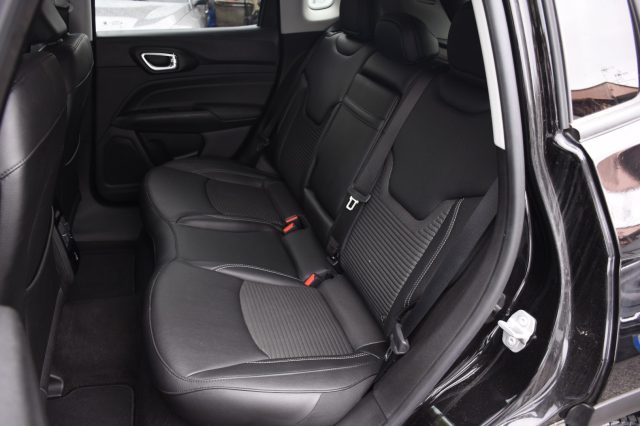 JEEP Compass usata, con Autoradio