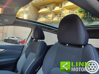 NISSAN Qashqai usata, con USB