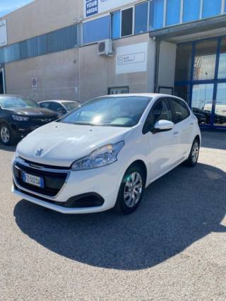PEUGEOT 208 usata, con Autoradio