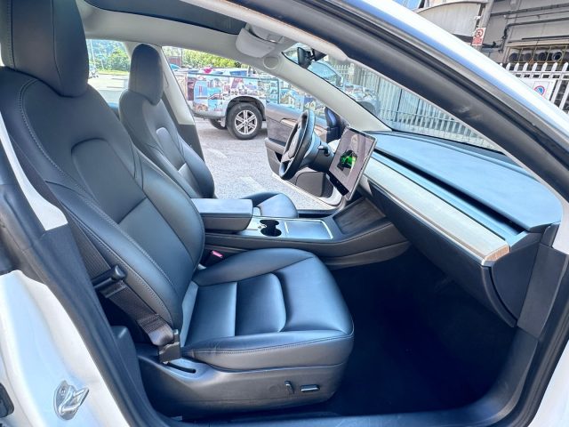 TESLA Model 3 usata, con Boardcomputer