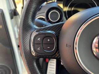 ABARTH 595 usata, con Touch screen