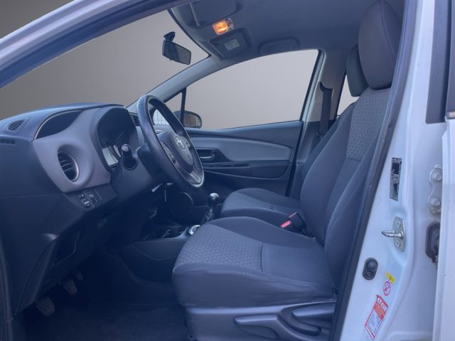 TOYOTA Yaris usata, con Controllo automatico clima