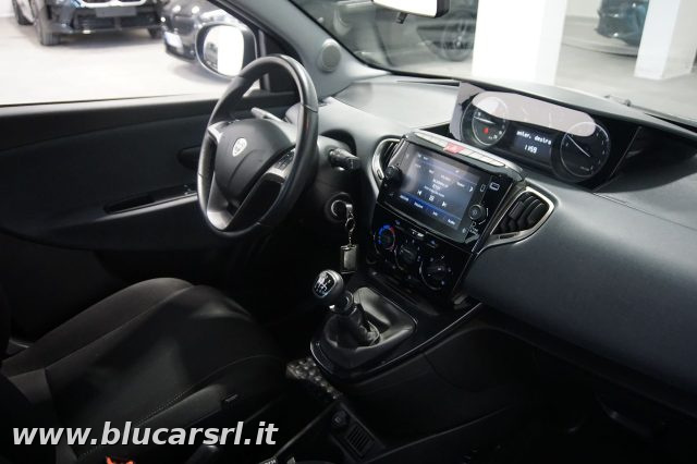 LANCIA Ypsilon usata, con Immobilizzatore elettronico