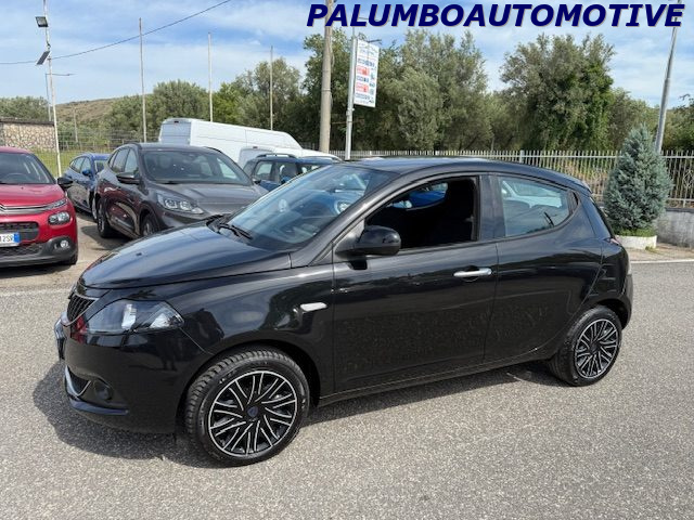 LANCIA Ypsilon usata, con Airbag