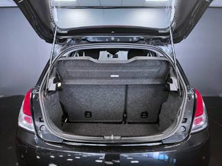 LANCIA Ypsilon usata, con Park Distance Control