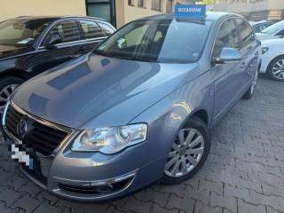 VOLKSWAGEN Passat usata, con Airbag laterali