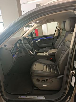 VOLKSWAGEN Touareg usata, con ESP