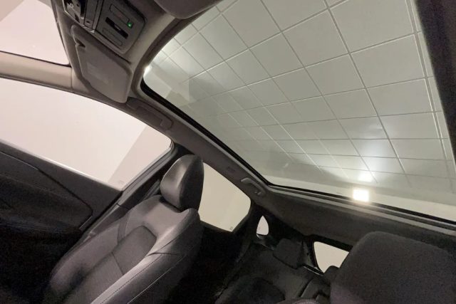 NISSAN Qashqai usata, con Boardcomputer