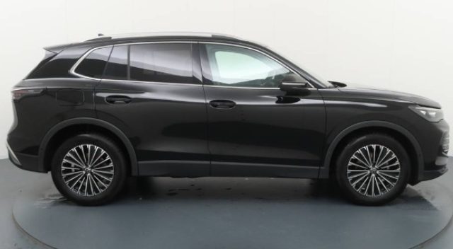 VOLKSWAGEN Tiguan usata, con Airbag Passeggero