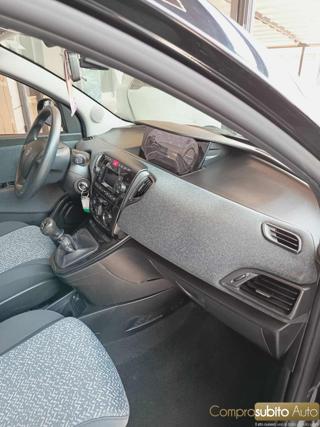 LANCIA Ypsilon usata 17