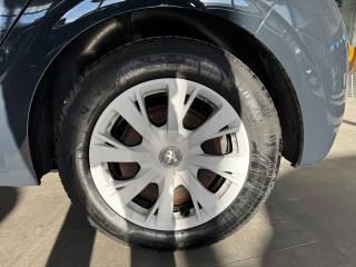 PEUGEOT 208 usata, con Fendinebbia