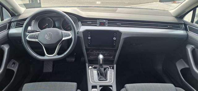 VOLKSWAGEN Passat Variant usata, con Cruise Control