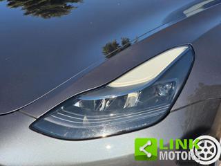 TESLA Model 3 usata, con Specchietti laterali elettrici