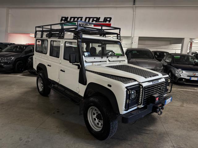 LAND ROVER Defender usata 6