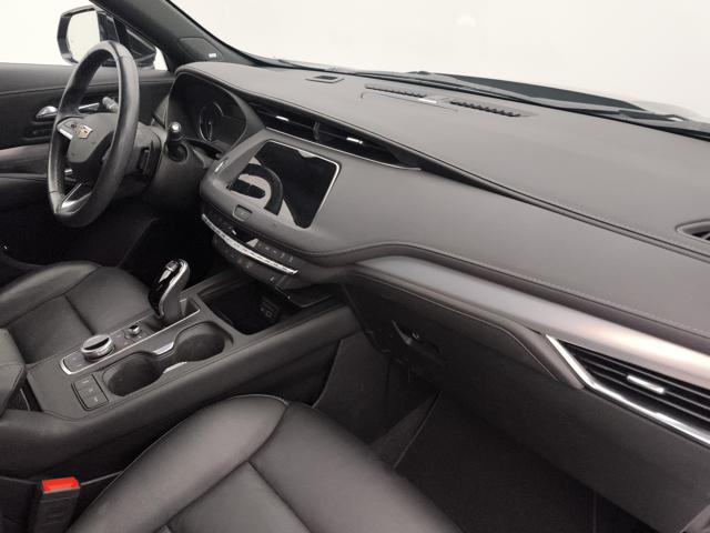 CADILLAC XT4 usata, con Portellone posteriore elettrico