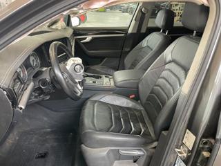 VOLKSWAGEN Touareg usata, con Cruise Control