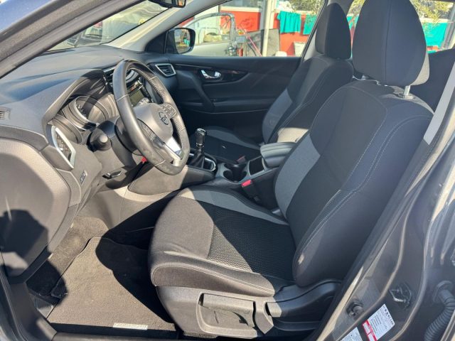 NISSAN Qashqai usata, con Boardcomputer