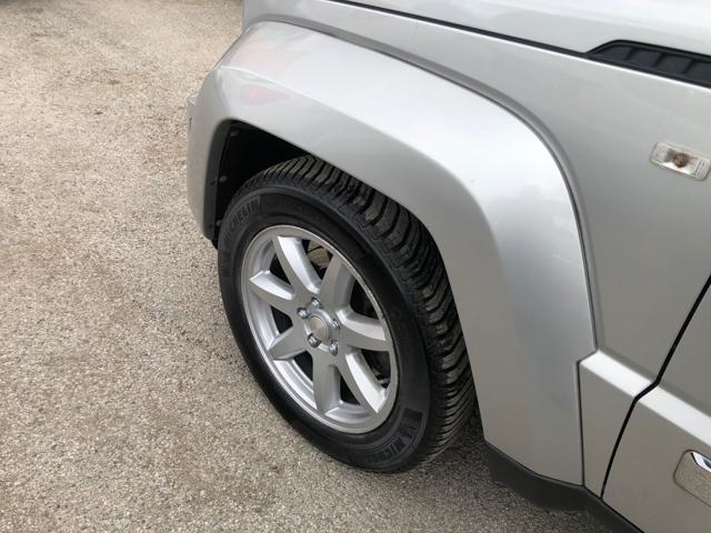 JEEP Cherokee usata, con Servosterzo