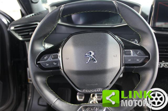 PEUGEOT 2008 usata, con Sistema di navigazione