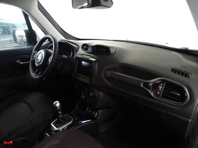 JEEP Renegade usata, con USB