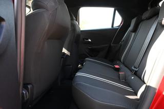 OPEL Corsa usata, con Park Distance Control