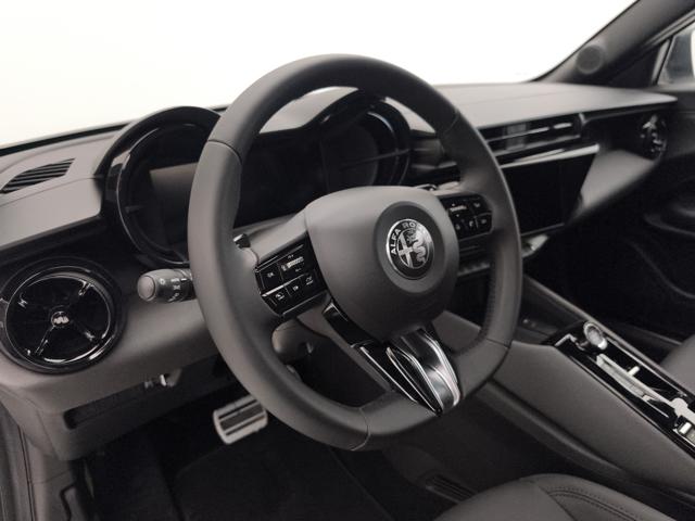 ALFA ROMEO Junior usata, con Controllo automatico clima