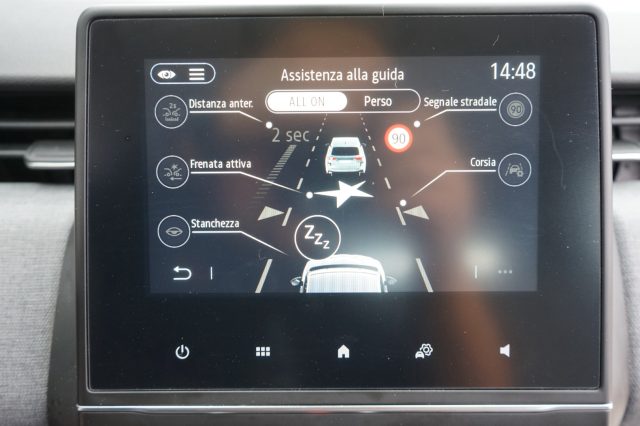 RENAULT Clio usata, con Controllo trazione