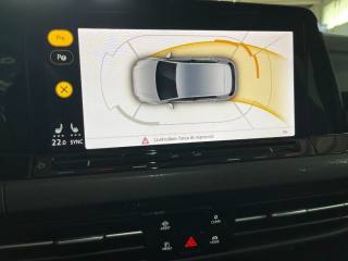 VOLKSWAGEN Golf usata, con Sistema di navigazione
