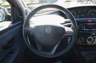 LANCIA Ypsilon usata, con Sedile posteriore sdoppiato