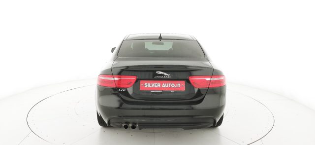 JAGUAR XE usata, con Autoradio