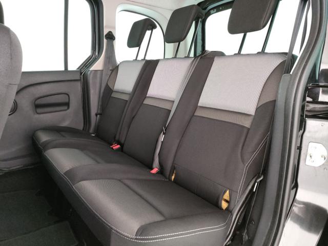 RENAULT Kangoo usata, con Lettore CD