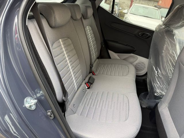 HYUNDAI i10 usata 28