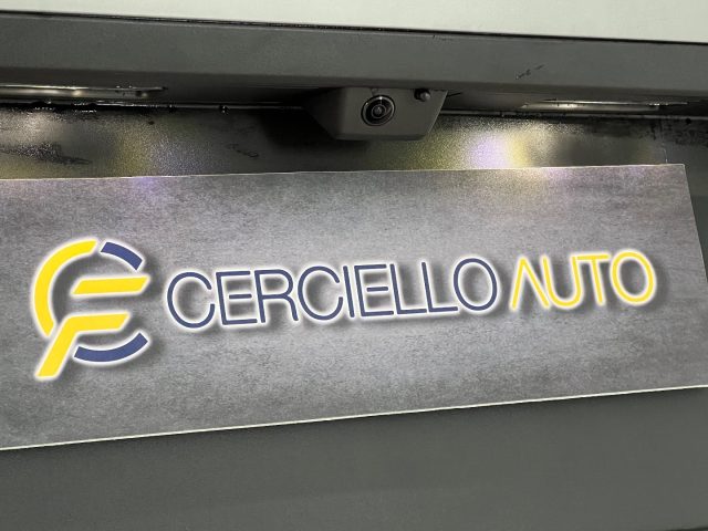 PEUGEOT 3008 usata, con Volante in pelle