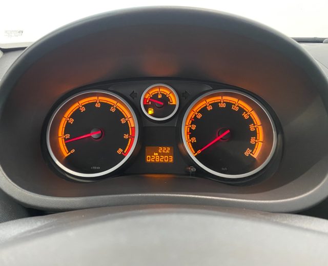 OPEL Corsa usata, con Climatizzatore
