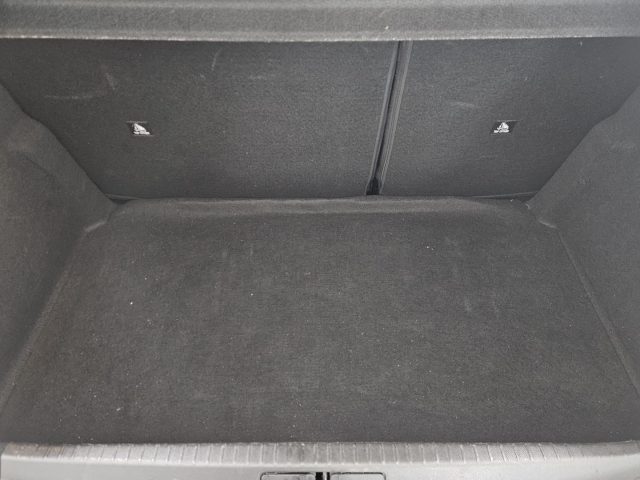 PEUGEOT 208 usata, con Isofix