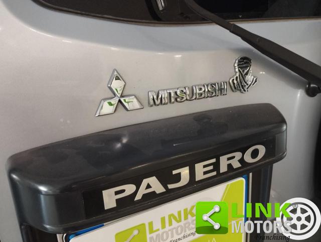 MITSUBISHI Pajero usata 27