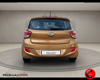 HYUNDAI i10 usata, con Controllo trazione