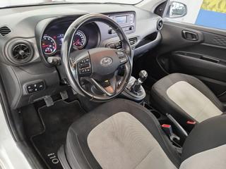 HYUNDAI i10 usata, con Autoradio