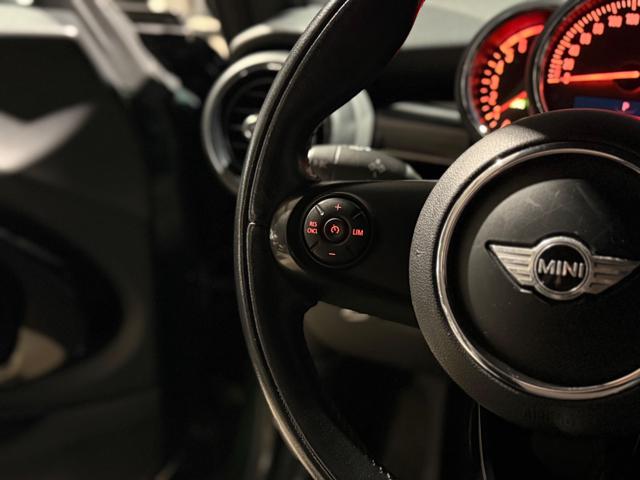 MINI Cooper D usata, con Touch screen