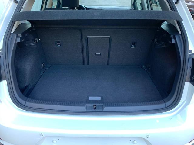 VOLKSWAGEN Golf usata, con Sedile posteriore sdoppiato