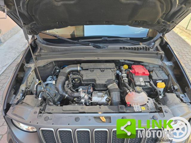 JEEP Renegade usata, con USB