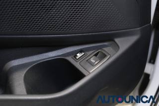 BMW 320 usata, con Sensori di parcheggio anteriori