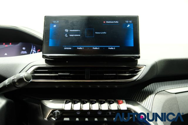 PEUGEOT 3008 usata, con Chiusura centralizzata