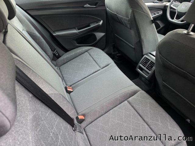 VOLKSWAGEN Golf usata, con Park Distance Control