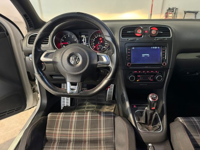 VOLKSWAGEN Golf usata, con ESP